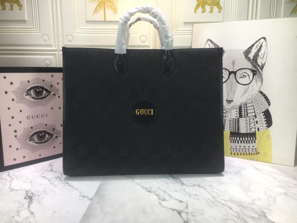 tote