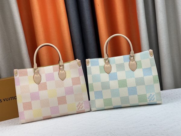 Damier Giant Canvas OnTheGo MM Tote