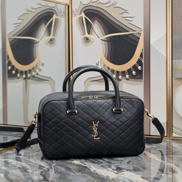 Lyia Duffle