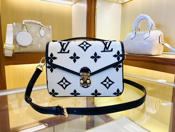 Pochette Metis M40780