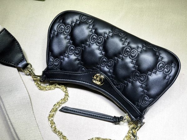 GG MATELASSÉ HANDBAG black