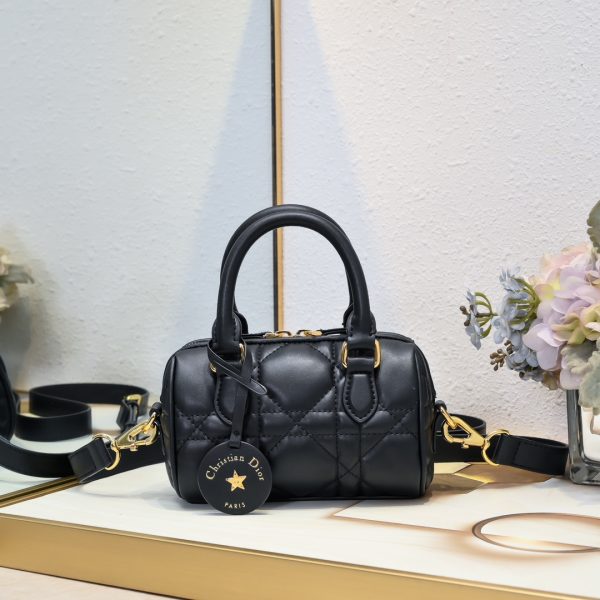 Dior Groove 16 Mini Bag black