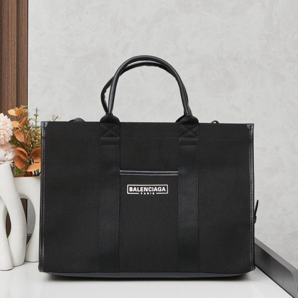 Balenciaga Hardware Tote black