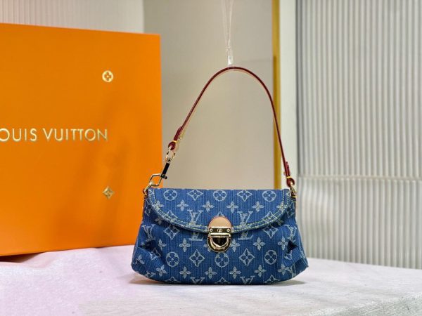 Vintage Mini Pleaty Clutch Bag