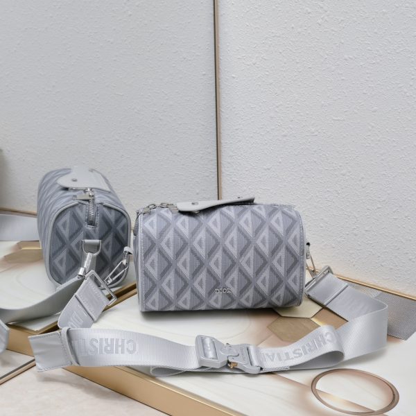 Lingot 22 Crossbody Bag gray