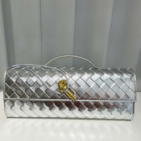 Andiamo Clutch (22)