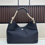 Prada Mariner large Re-Nylon shoulder bag (17)