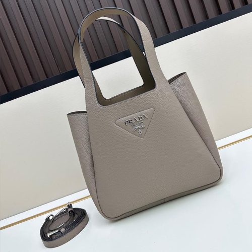 Small leather tote bag (9)