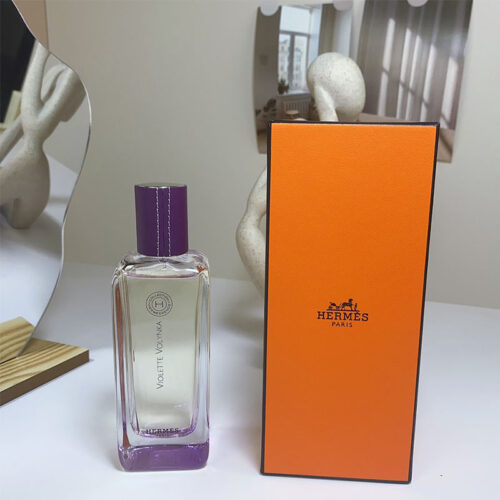 Violette Volynka Eau de toilette (1)