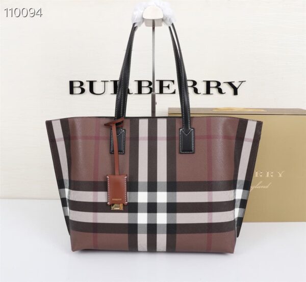 Medium Check Tote