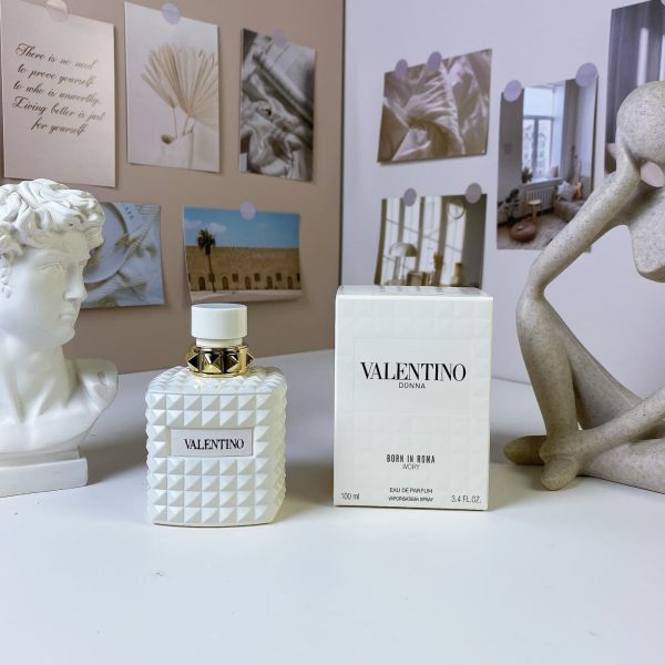 Born In Roma Ivory Eau De Parfum 100ml (1)