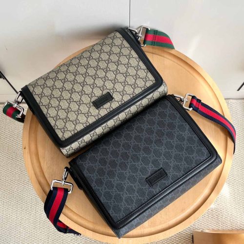 GG Black medium crossbody bag (1)