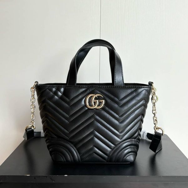 Gucci Betty small tote bag (1)