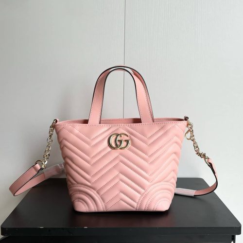 Gucci Betty small tote bag (19)