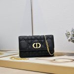 Small Miss Caro Pouch with Chain black (1)