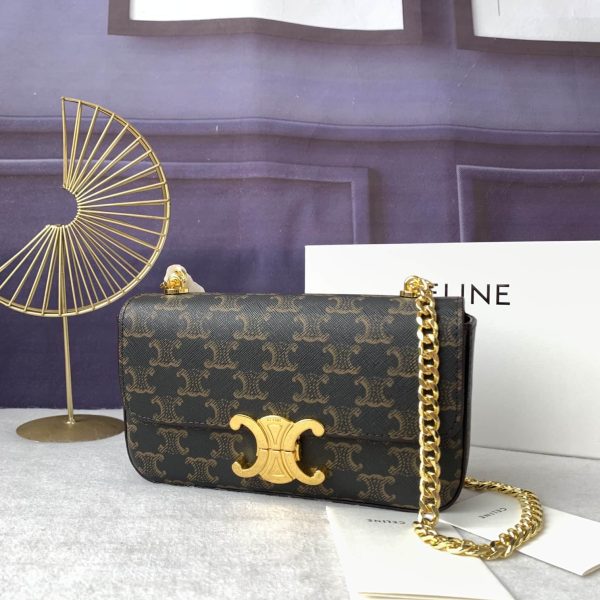 Triomphe Chain Shoulder Bag (19)