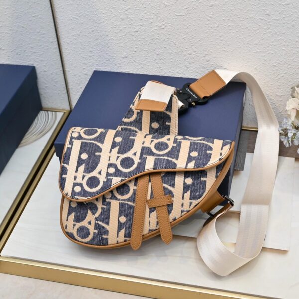 Saddle Bag