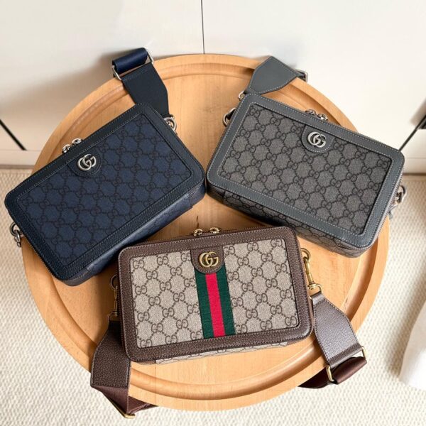GG supreme small shoulder bag (1)
