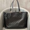 GG Emblem Debossed Leather Tote (18)