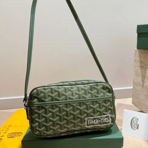 Cap-Vert PM Bag (2)
