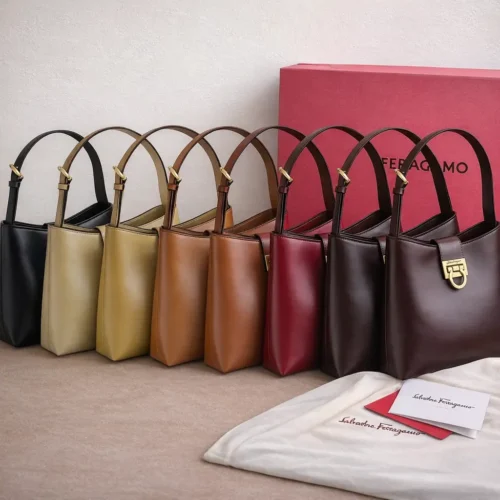 Trifolio shoulder bag