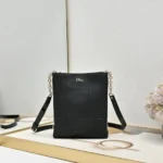 Small Vertical Trianon Bag with Chain (1)