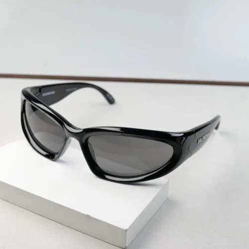 Swift Oval Sunglasses (4)