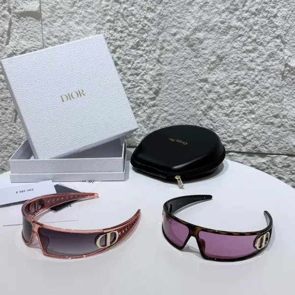 VeryDior M1U (2)