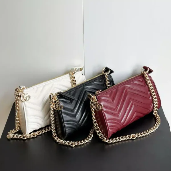 GG Marmont small chain shoulder bag