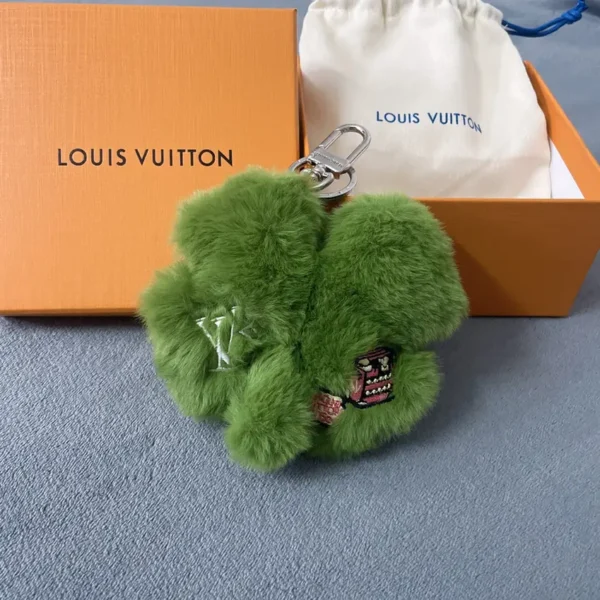 Lucky Trefoil Bag Charm E02