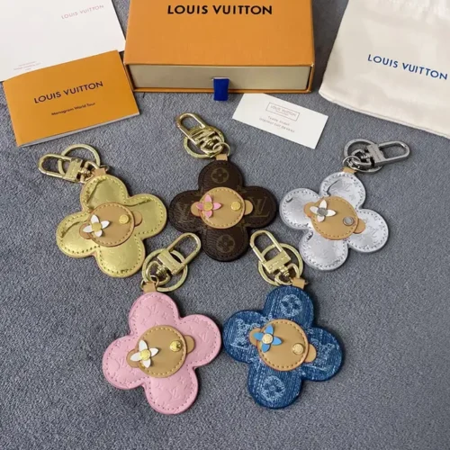 Monogram Bag Charm and Key Holder E01 (1)
