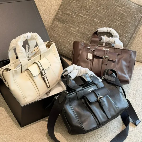 Prada Route medium leather tote bag