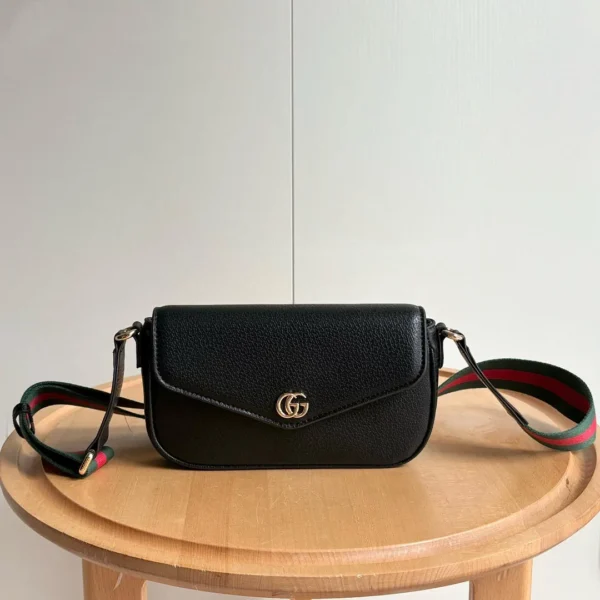 Ophidia pochette black